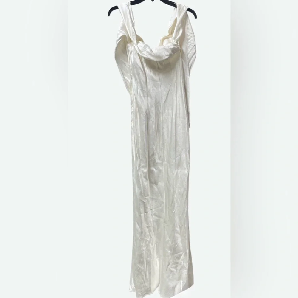 Meshki Giselle Off Shoulder Cowl Neck Maxi Dress White Romantic Formal Gown Sz S - Picture 5 of 10